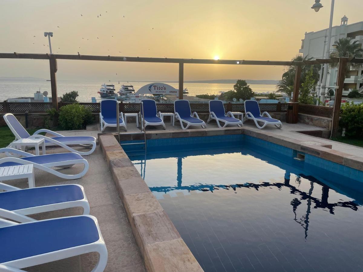 Serafy City Center Hostel And Pool For Foreigners Adults Only Hurghada Exterior photo